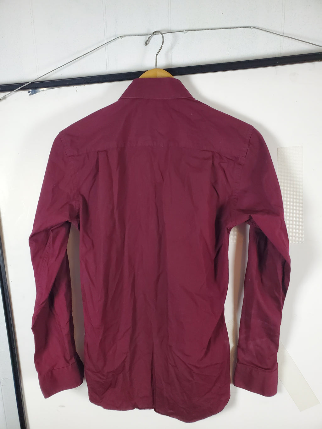 Marquis Signature Men's Burgundy Slim Fit Dress Shirt Size 14.5/32-33