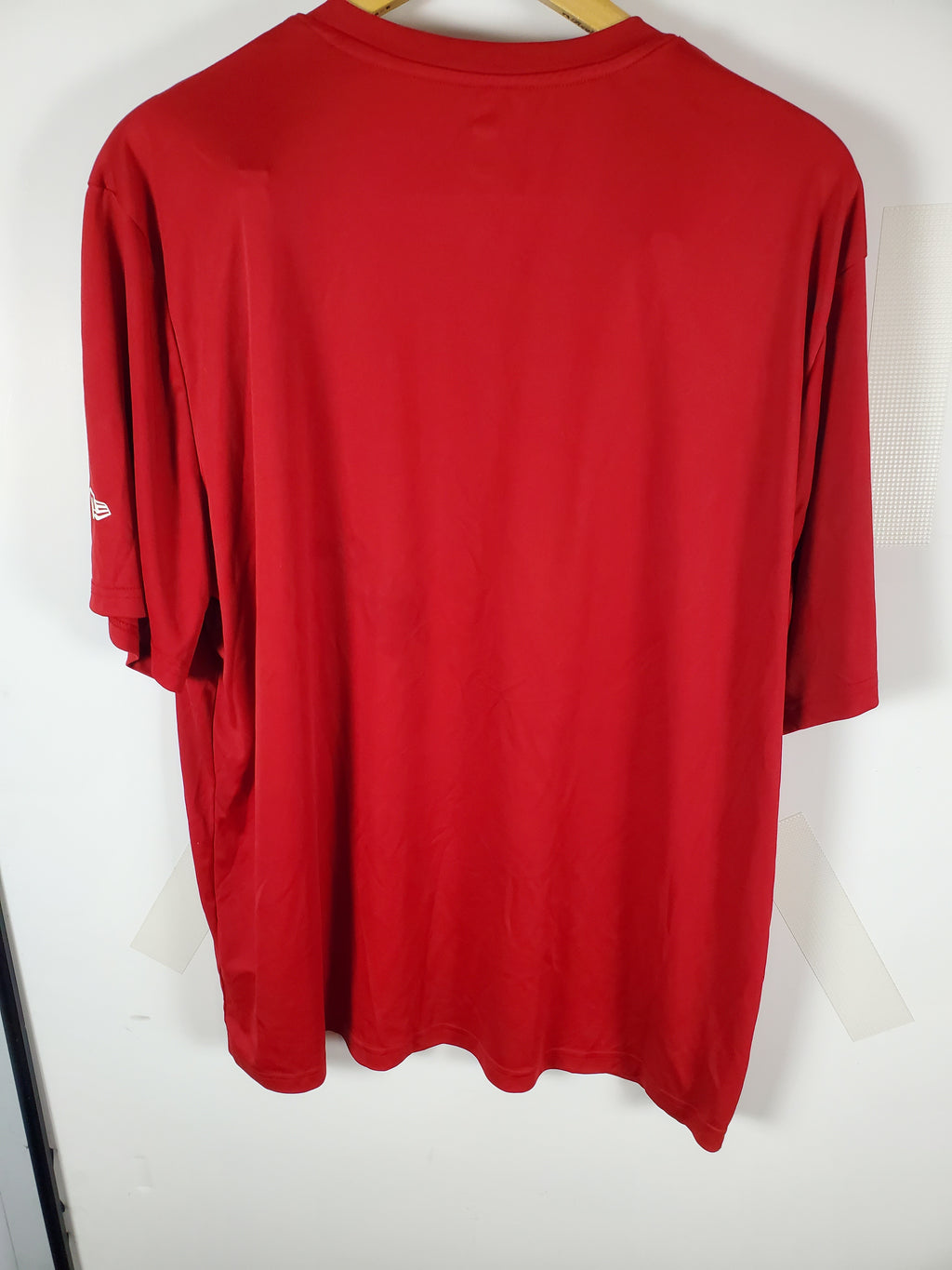 NFL Tampa Bay Buccaneers Red T-Shirt Crew Neck - size XL