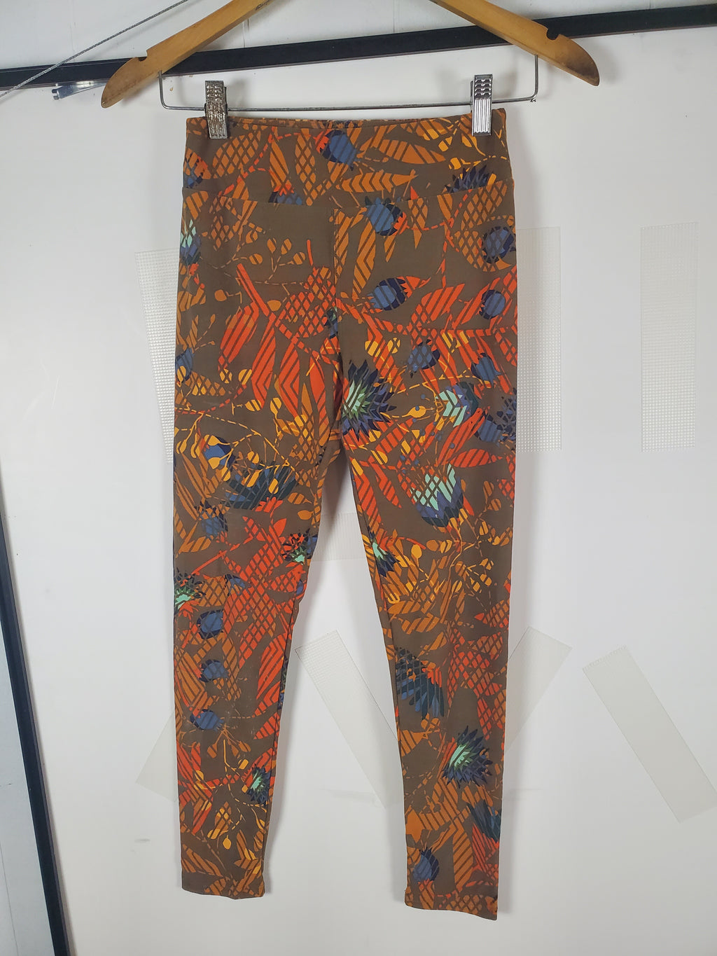 LulaRoe Colorful Patterned Leggings One Size