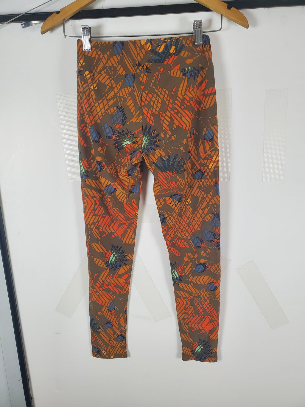 LulaRoe Colorful Patterned Leggings One Size