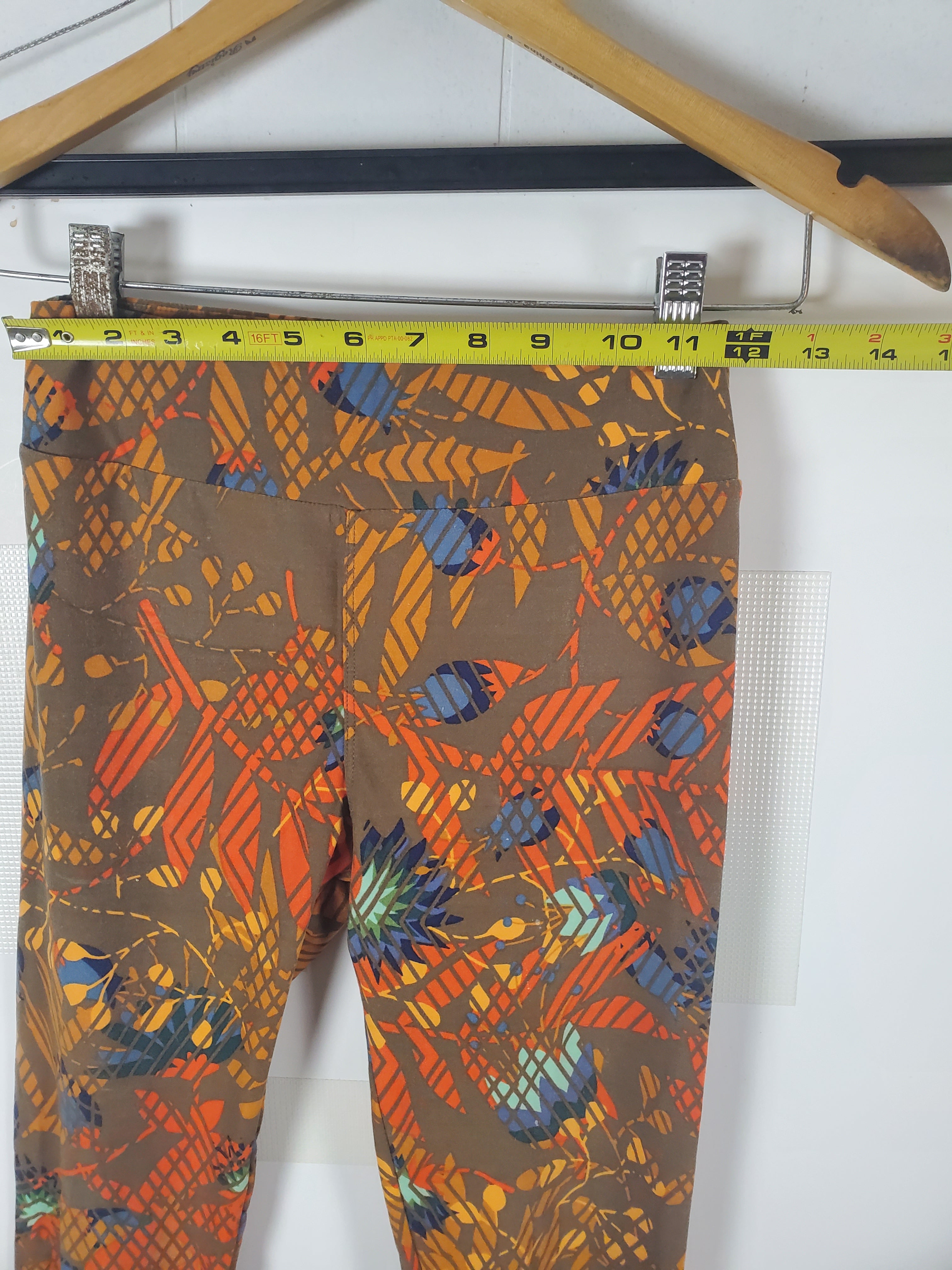 LulaRoe Colorful Patterned Leggings One Size