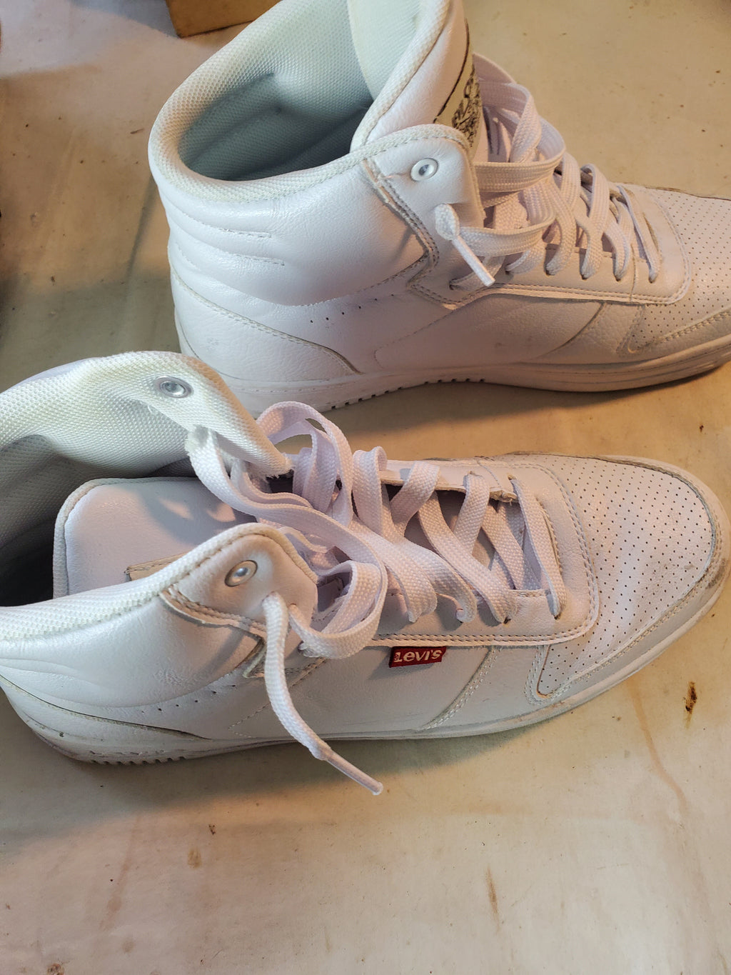 Levi's White Drive-Hi High-Top Sneakers with Logo Womens size 10