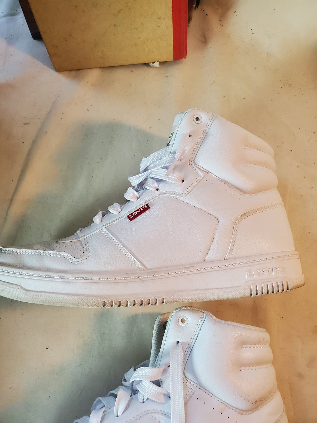 Levi's White Drive-Hi High-Top Sneakers with Logo Womens size 10
