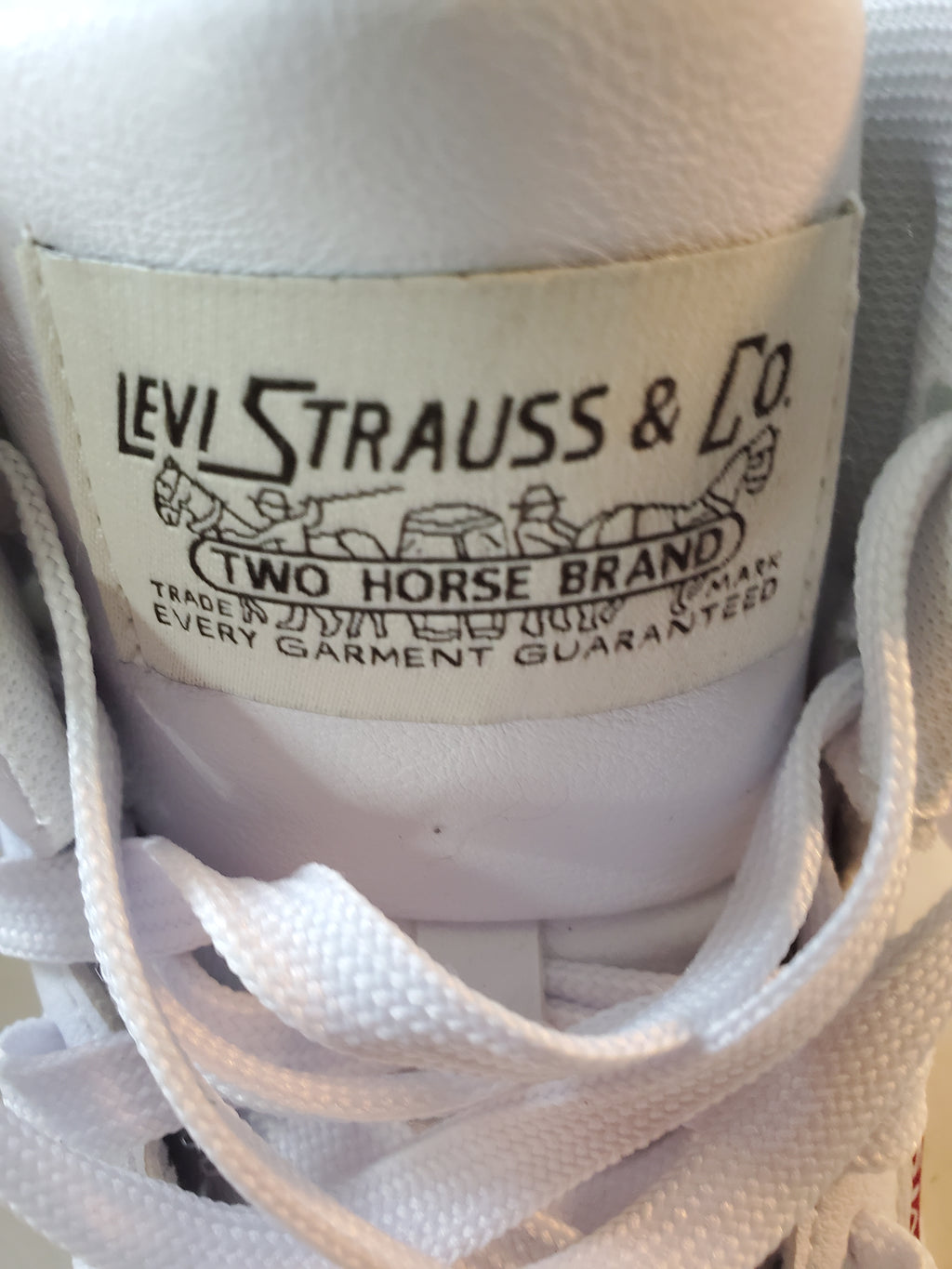 Levi's White Drive-Hi High-Top Sneakers with Logo Womens size 10