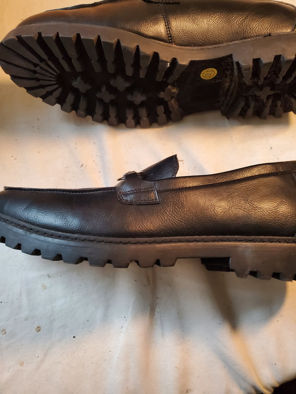 Madden Men's Size 10.5 Black Leather Dress Loafers with Ortholite